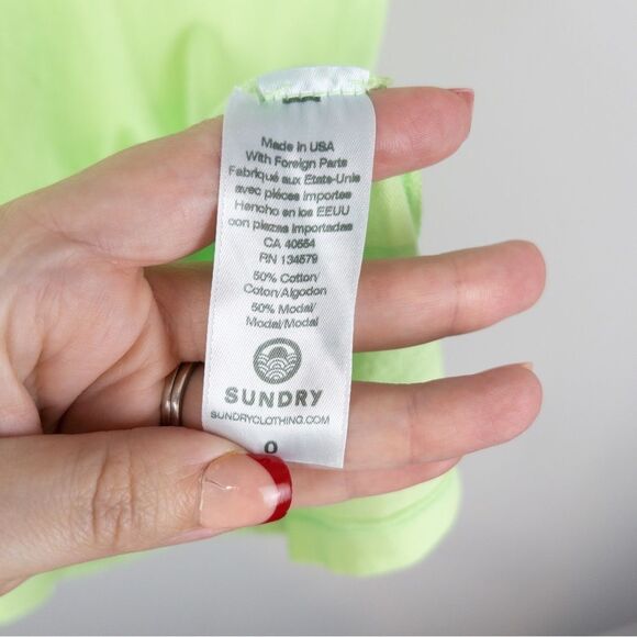 Sundry Womens Pop Lime Green Scoop Neck Tee Size Small 0 Neon Modal Casual - Picture 6 of 9